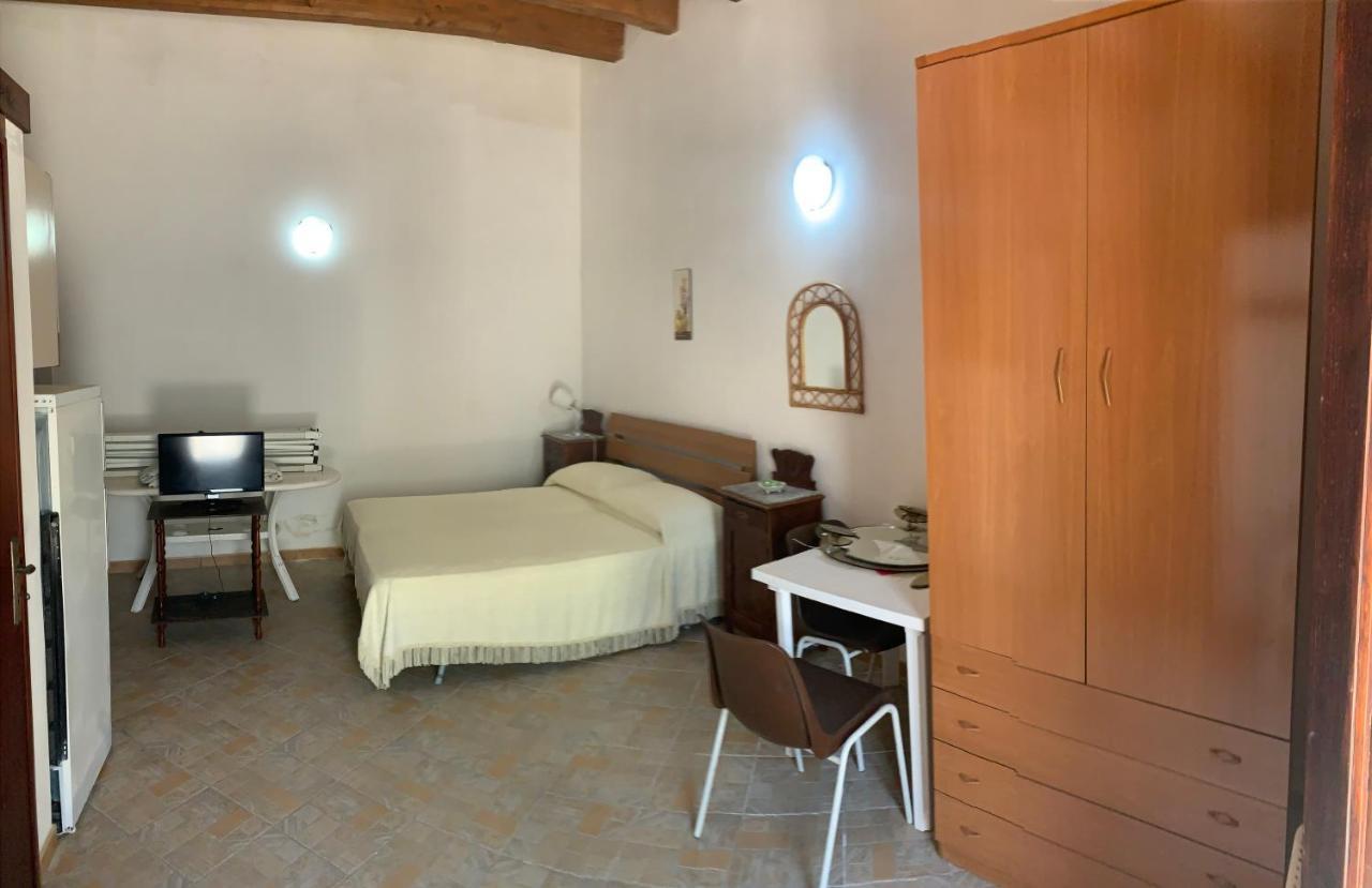 Casa Vacanze Mandriavecchia بتروسينو المظهر الخارجي الصورة