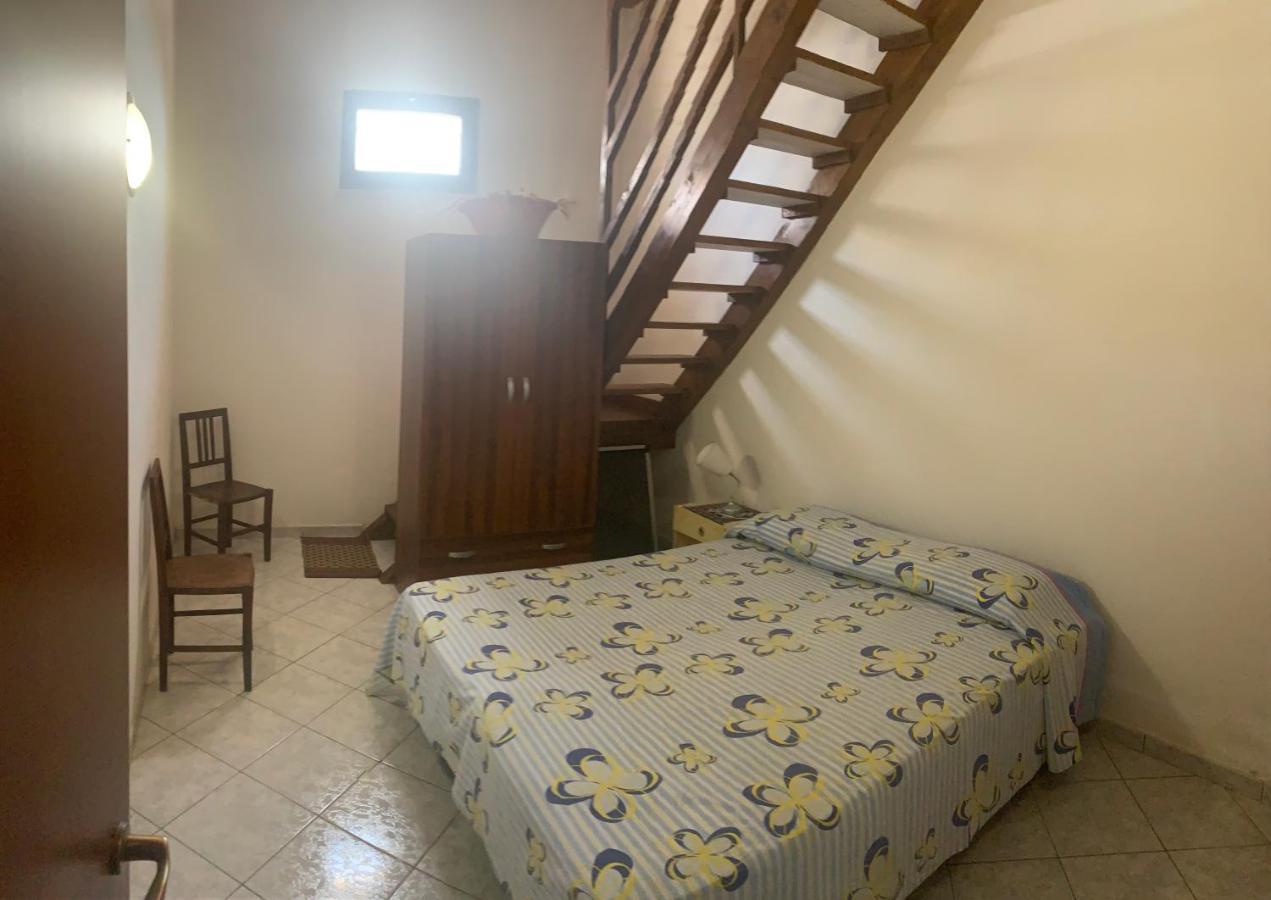 Casa Vacanze Mandriavecchia بتروسينو المظهر الخارجي الصورة